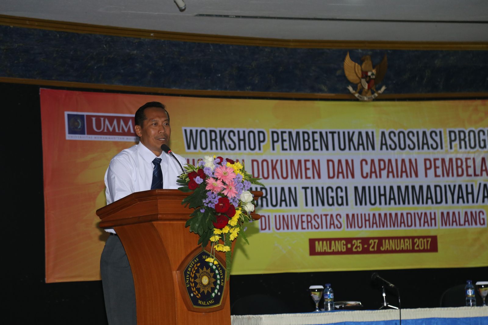 Rektor UMM Fauzan pada pembukaan workshop pembentukan asosiasi prodi PTM/A se-Indonesia. SELAMA tiga